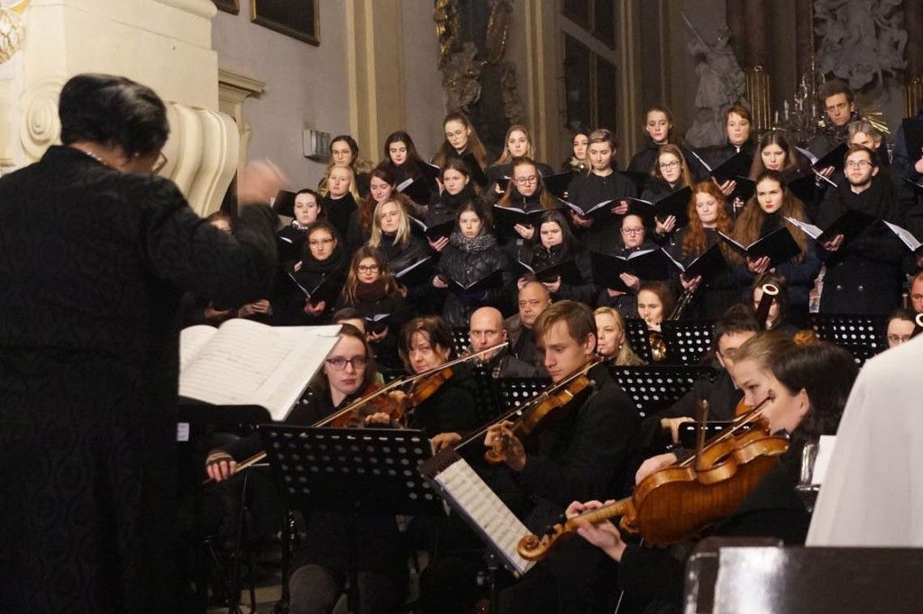 Nasedněte, konzervatoristé zpívají! photo