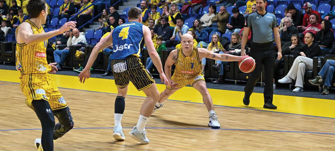Basketbal: BK Opava vs. Nymburk photo