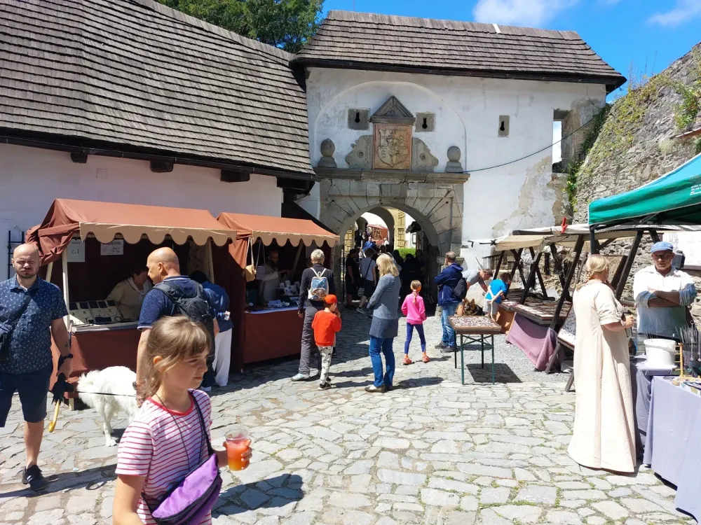 Sovinecký šperk photo