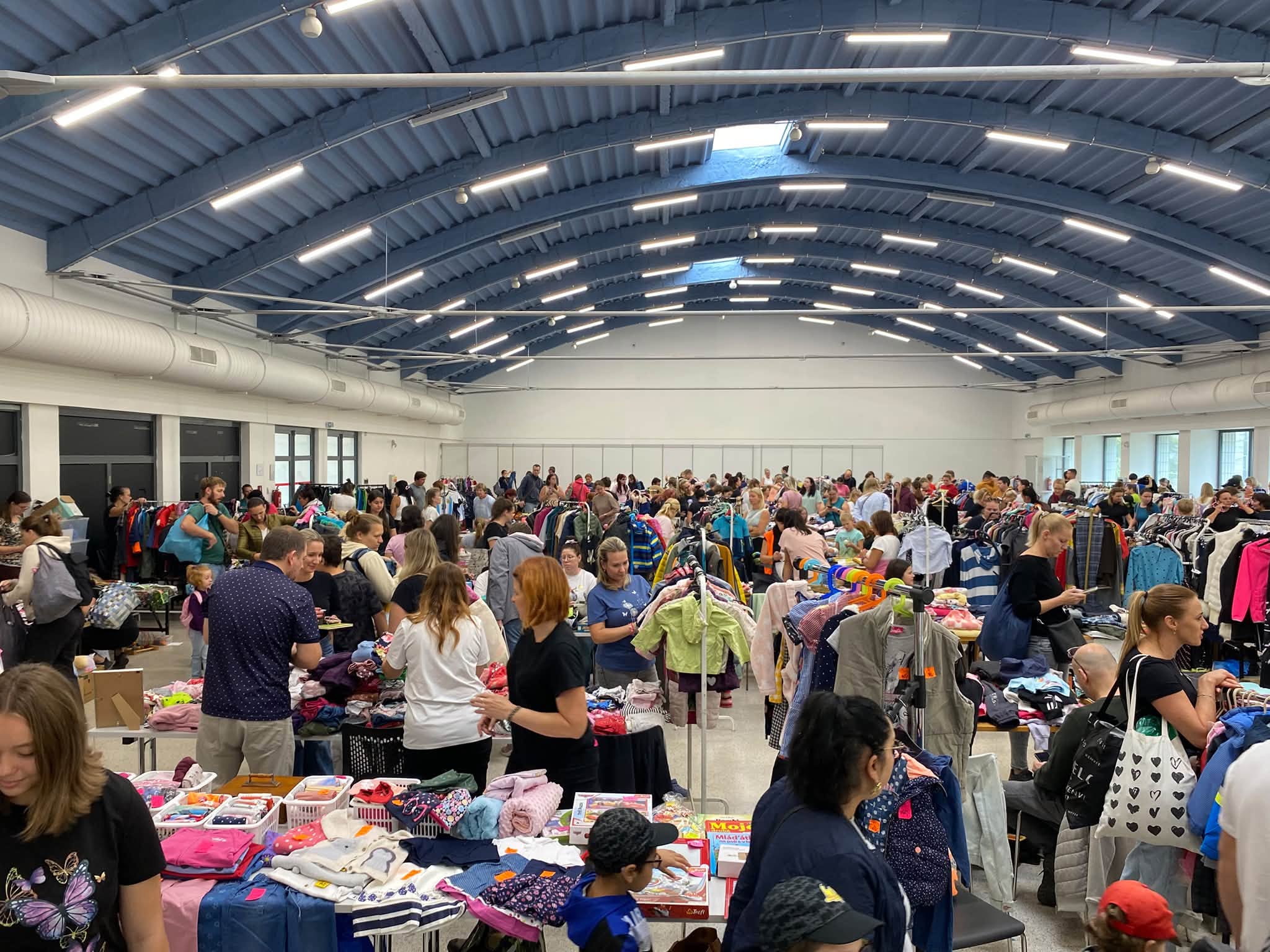 Avízo bazar photo
