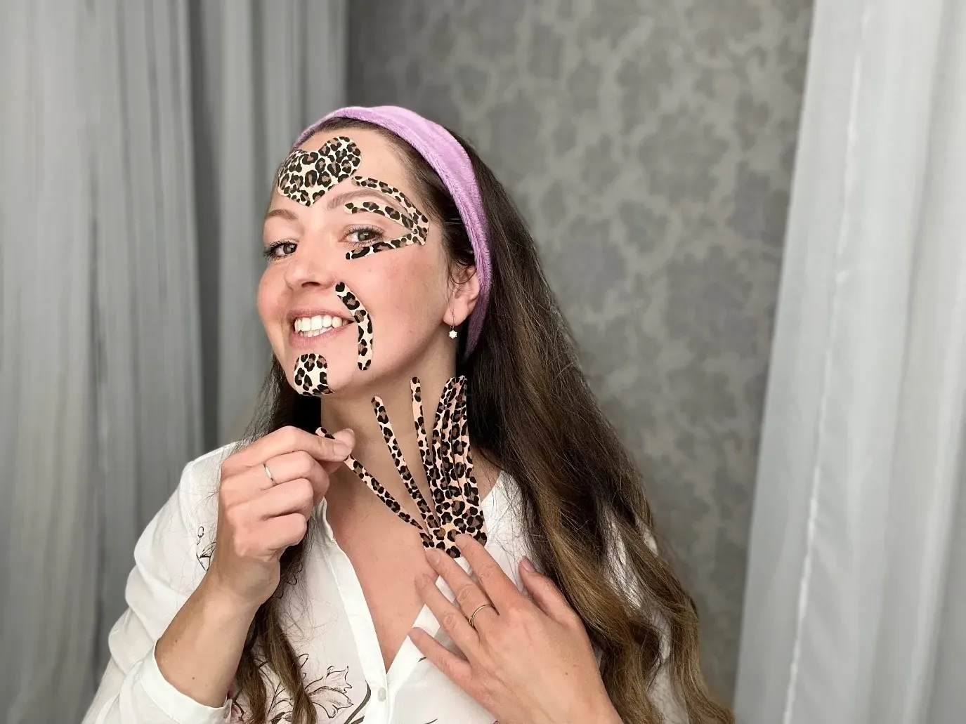 Zuzana Šimková: Kurz obličejové jógy a estetického tejpování photo