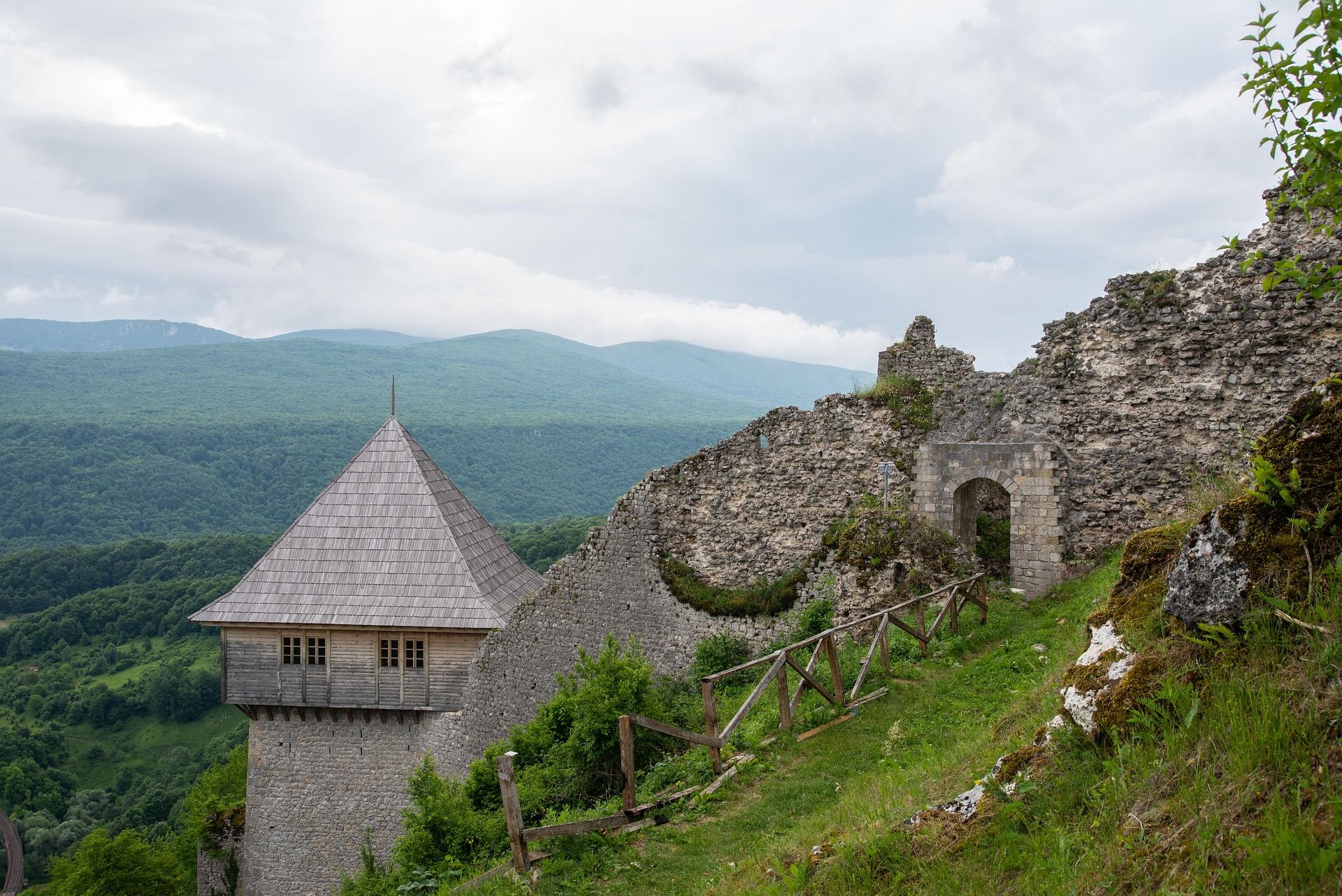 Putování po tajemných místech Bosny a Hercegoviny photo