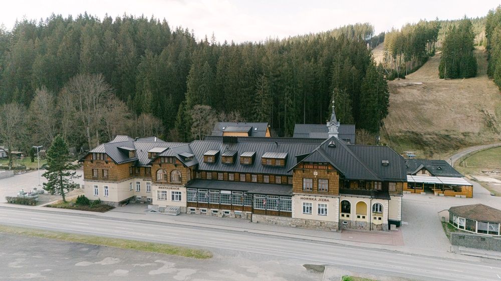 Hotel Bauer na Bílé: U nás se postaráme o rodiny i firemní teambuildingy