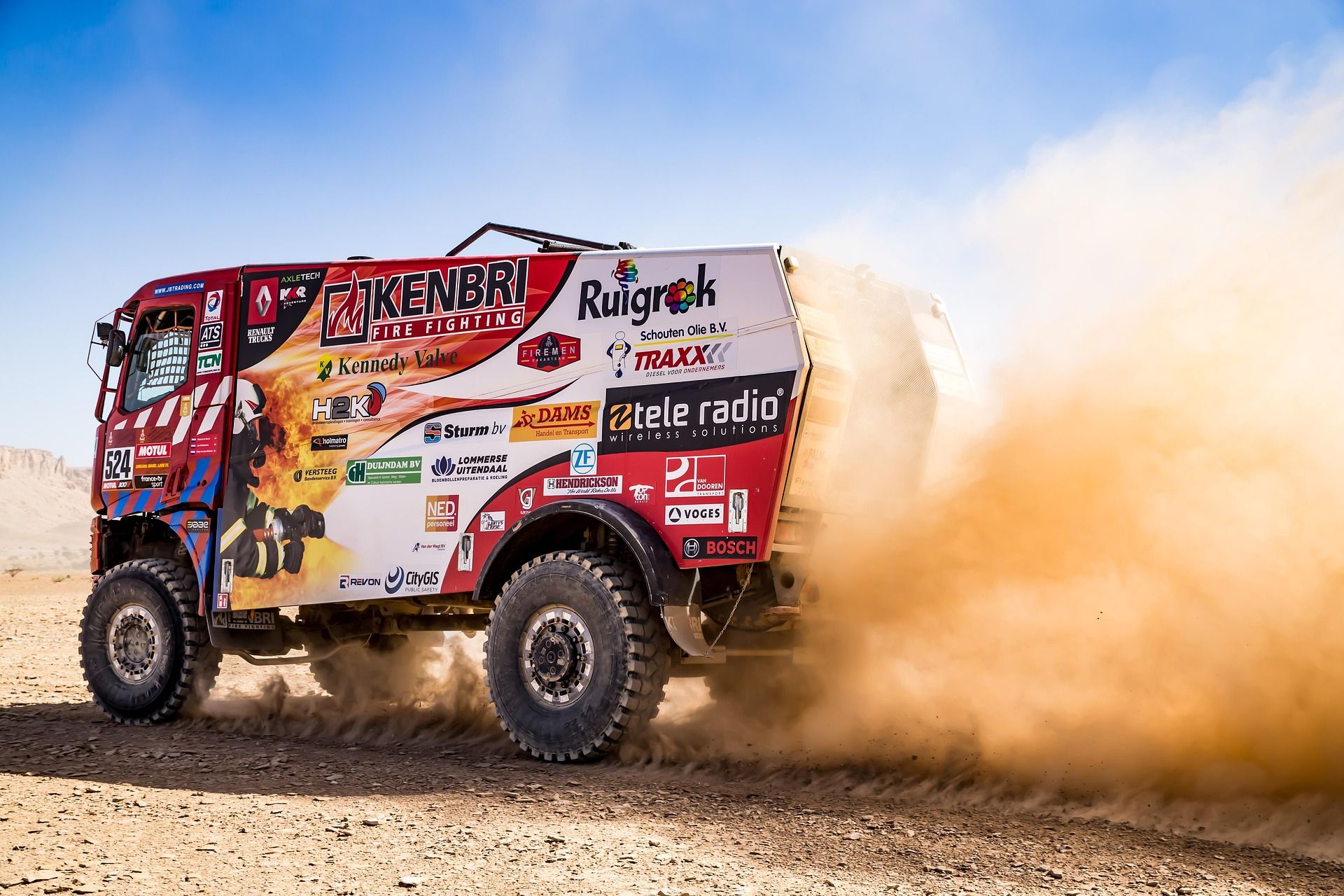 Dakar na místě, Dakar v televizi  photo