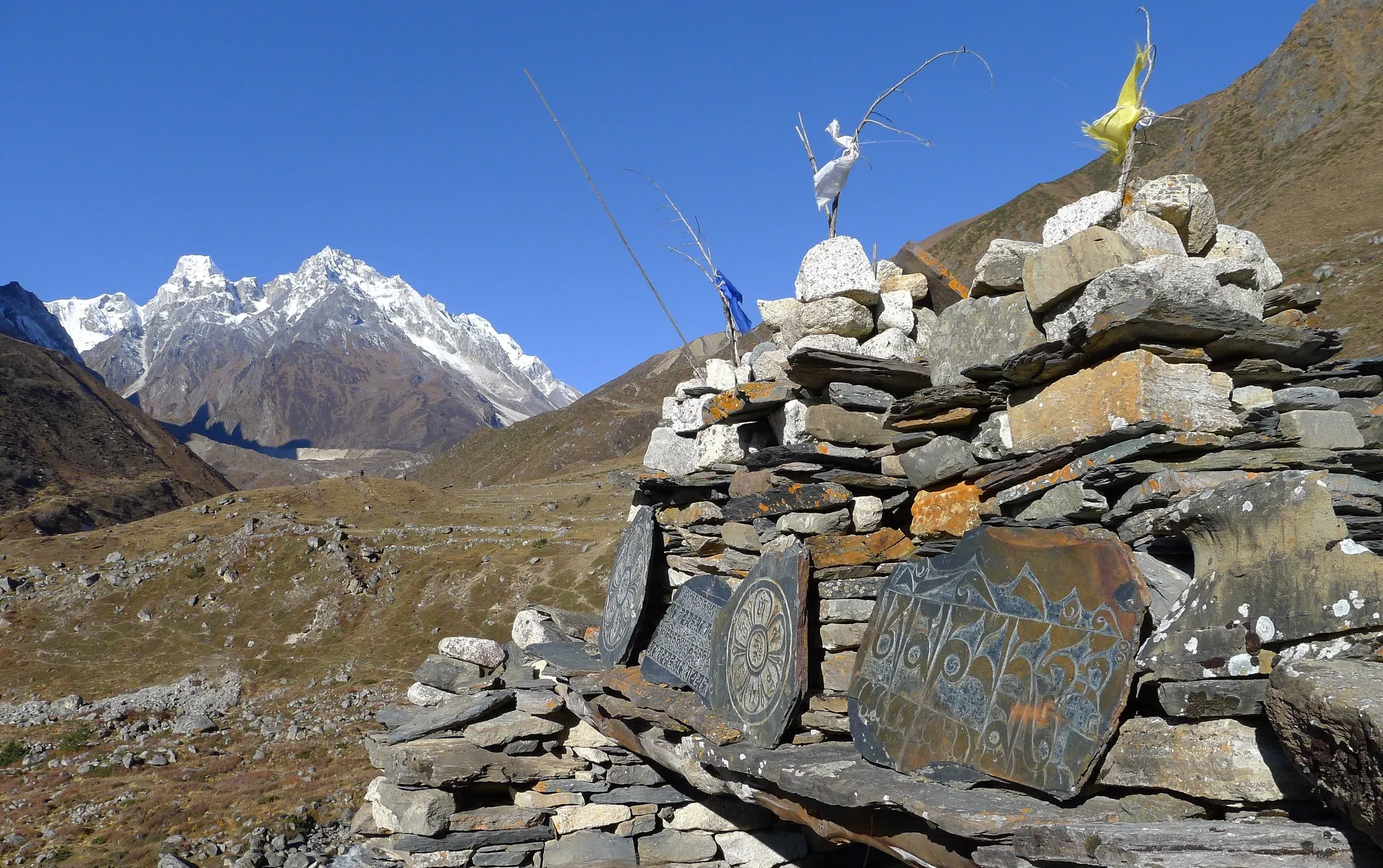 Ozvěny v Pantu: trek kolem Manaslu a Annapuren – Jiří Hon photo