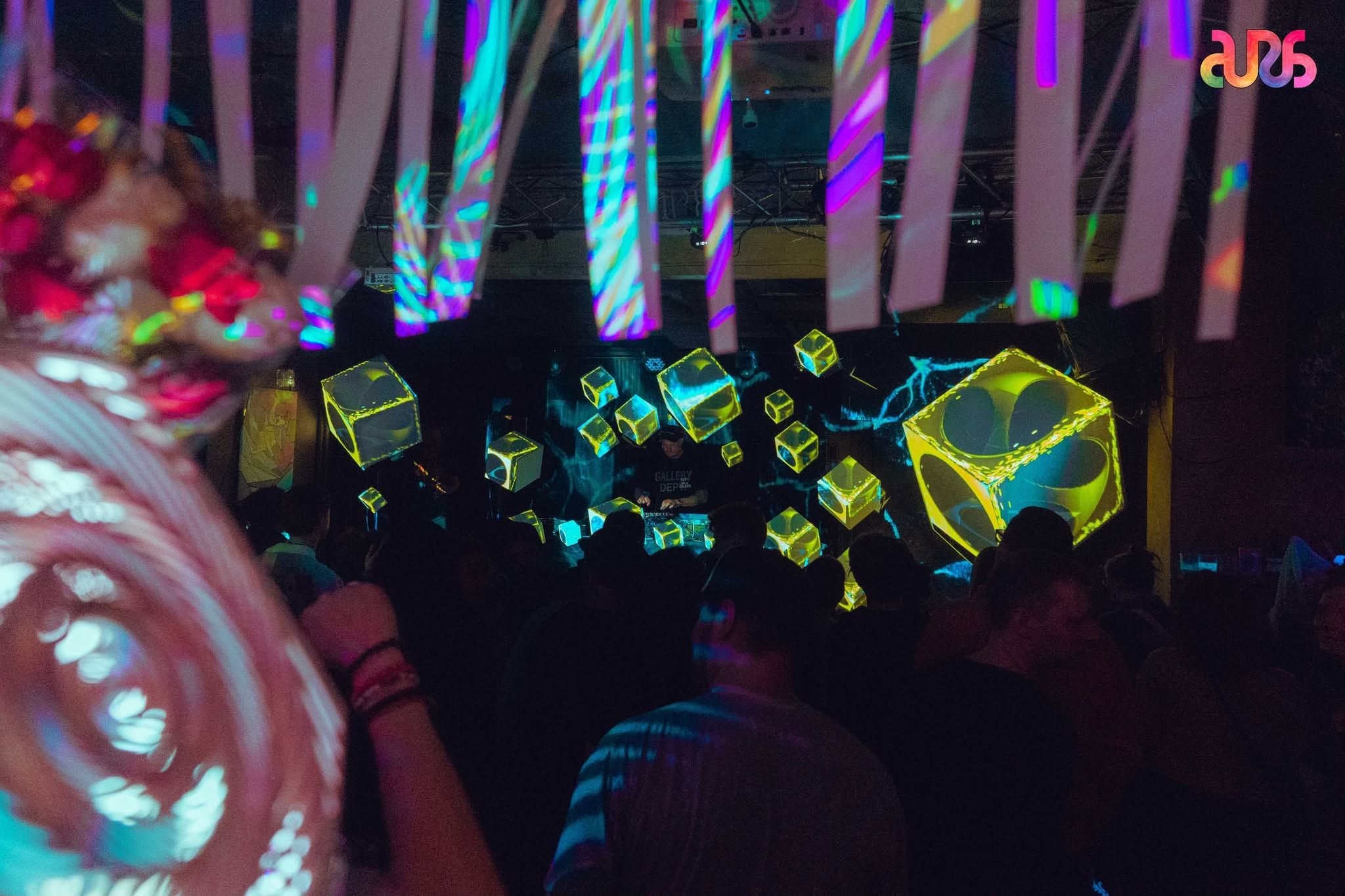 AURA VIII photo