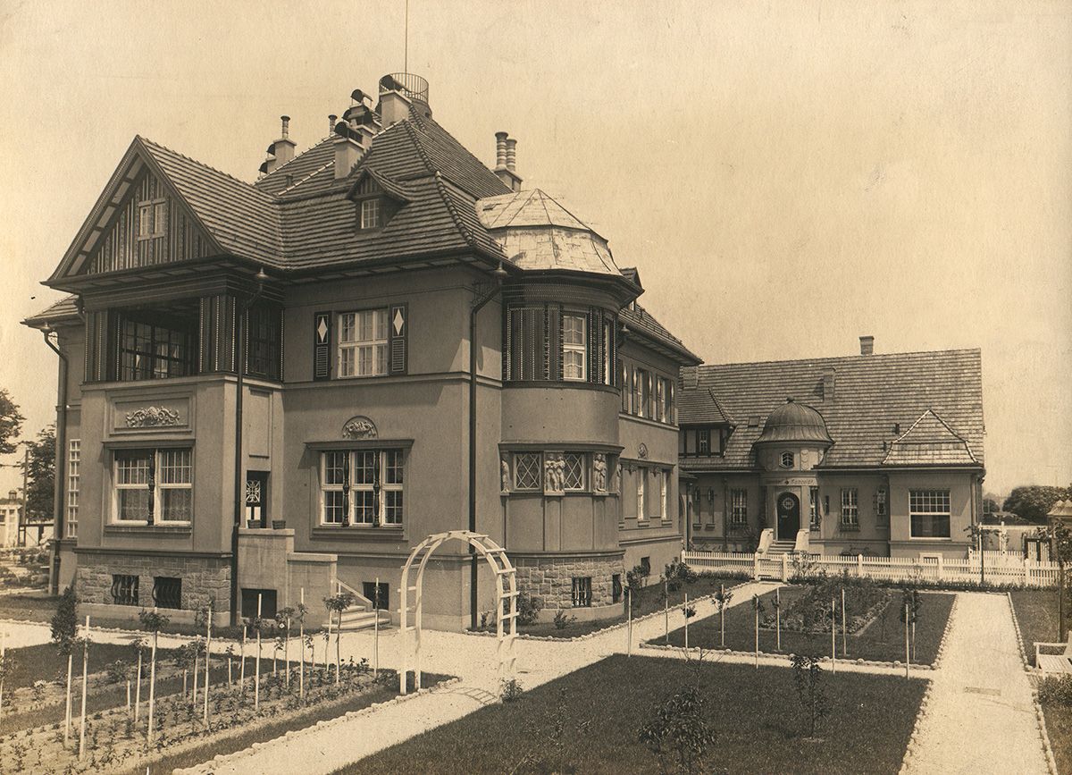 Přednáška: Hnutí Arts & Crafts a architektura photo