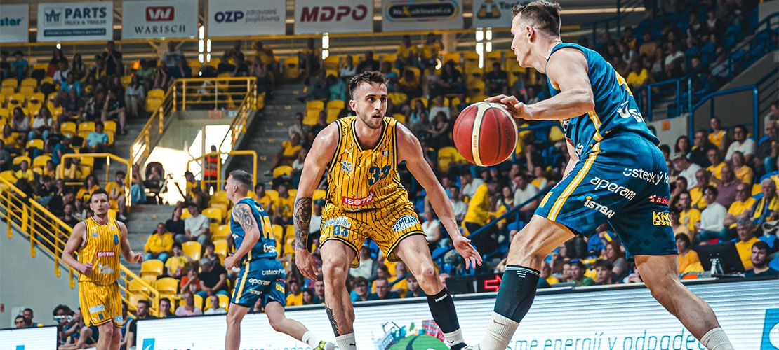 Basketbal: BK Opava vs. Nymburk photo
