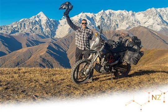 Lukáš Podiuk: Půl světa v zádech photo