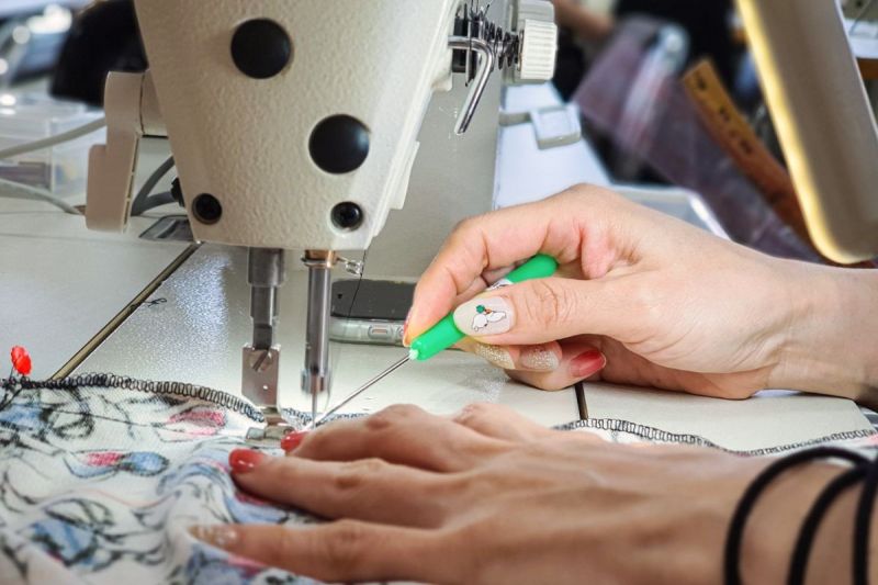 Výroba koženého opasku photo