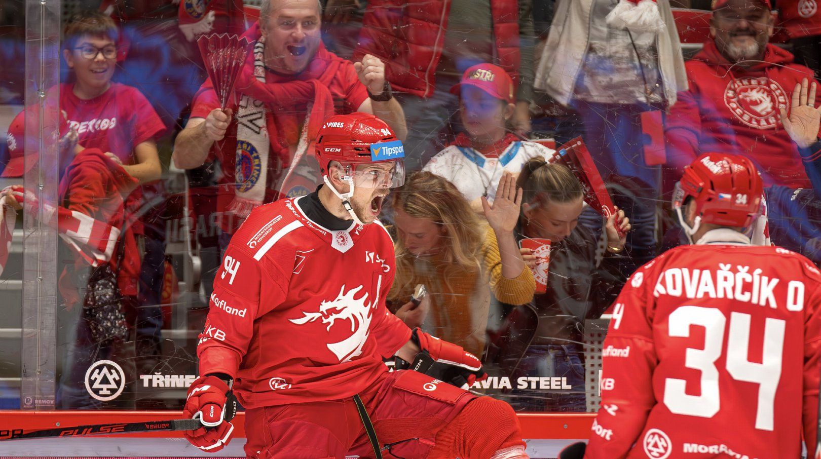 Hokej: HC Oceláři Třinec vs. Kladno photo