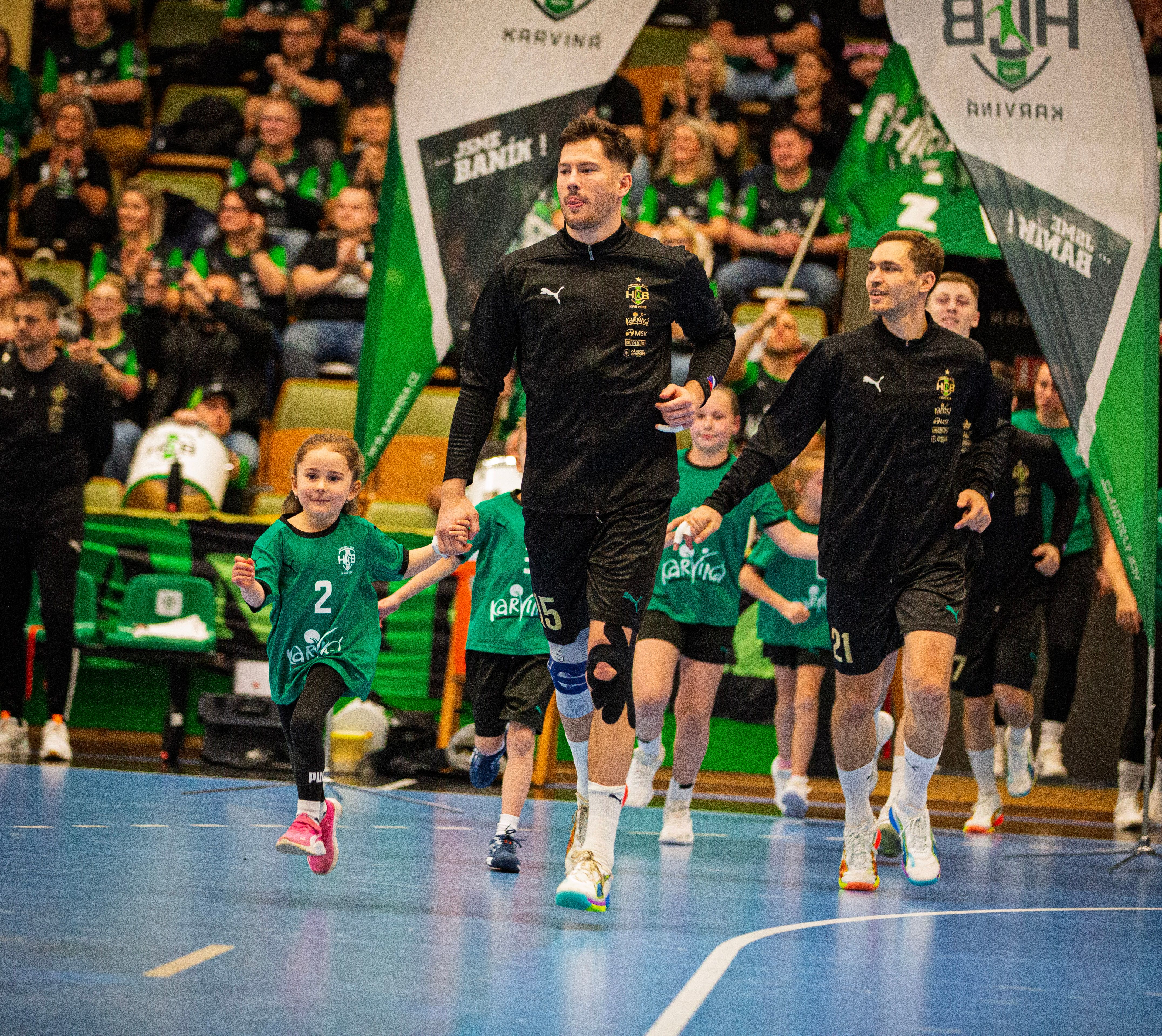 Házená: Karviná vs. Zubří photo