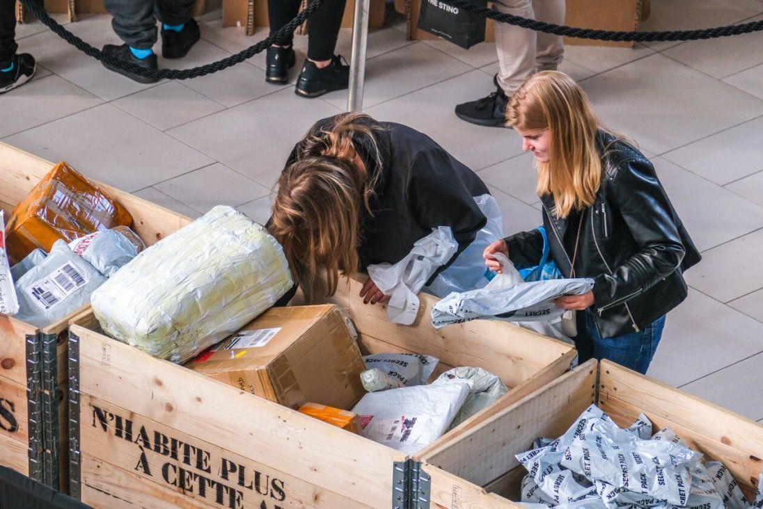 Už jste slyšeli o King Colis? V Ostravě se budou prodávat ztracené balíčky